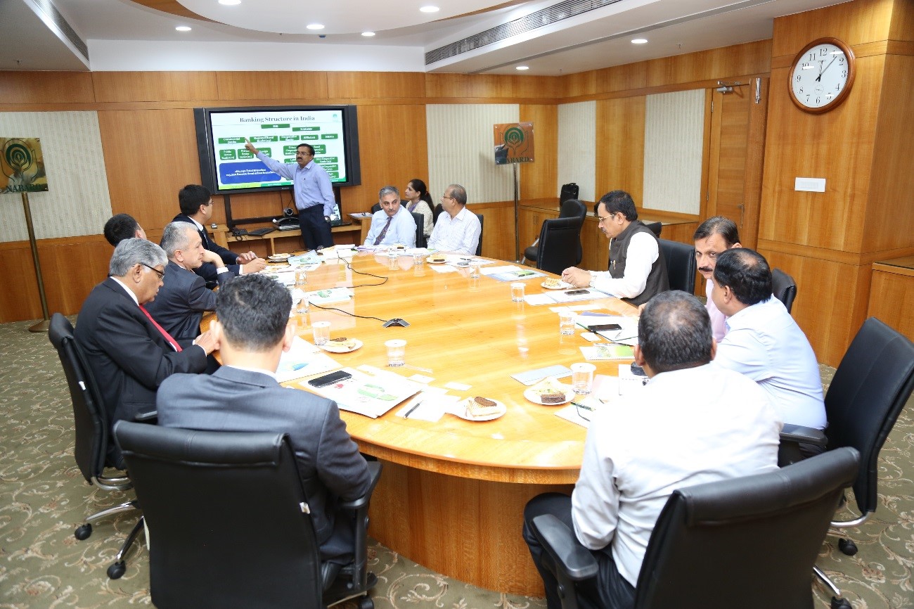 CGM, DoR clearing the doubts of the Uzbek Delegation